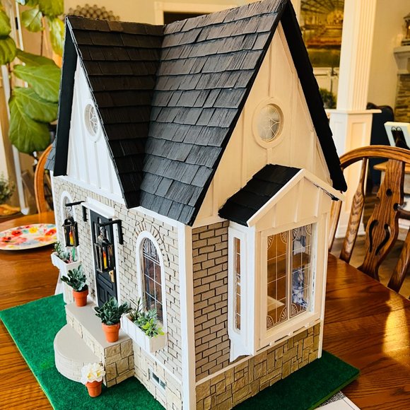 DOLL HOUSE RENO DONE! - Picture 17 of 17